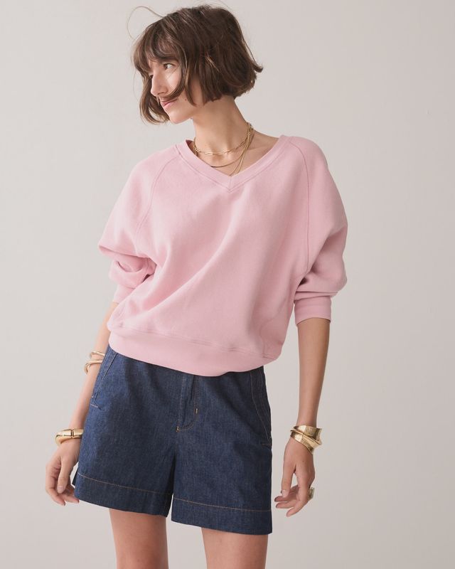 V-neck sweatshirt pale pink