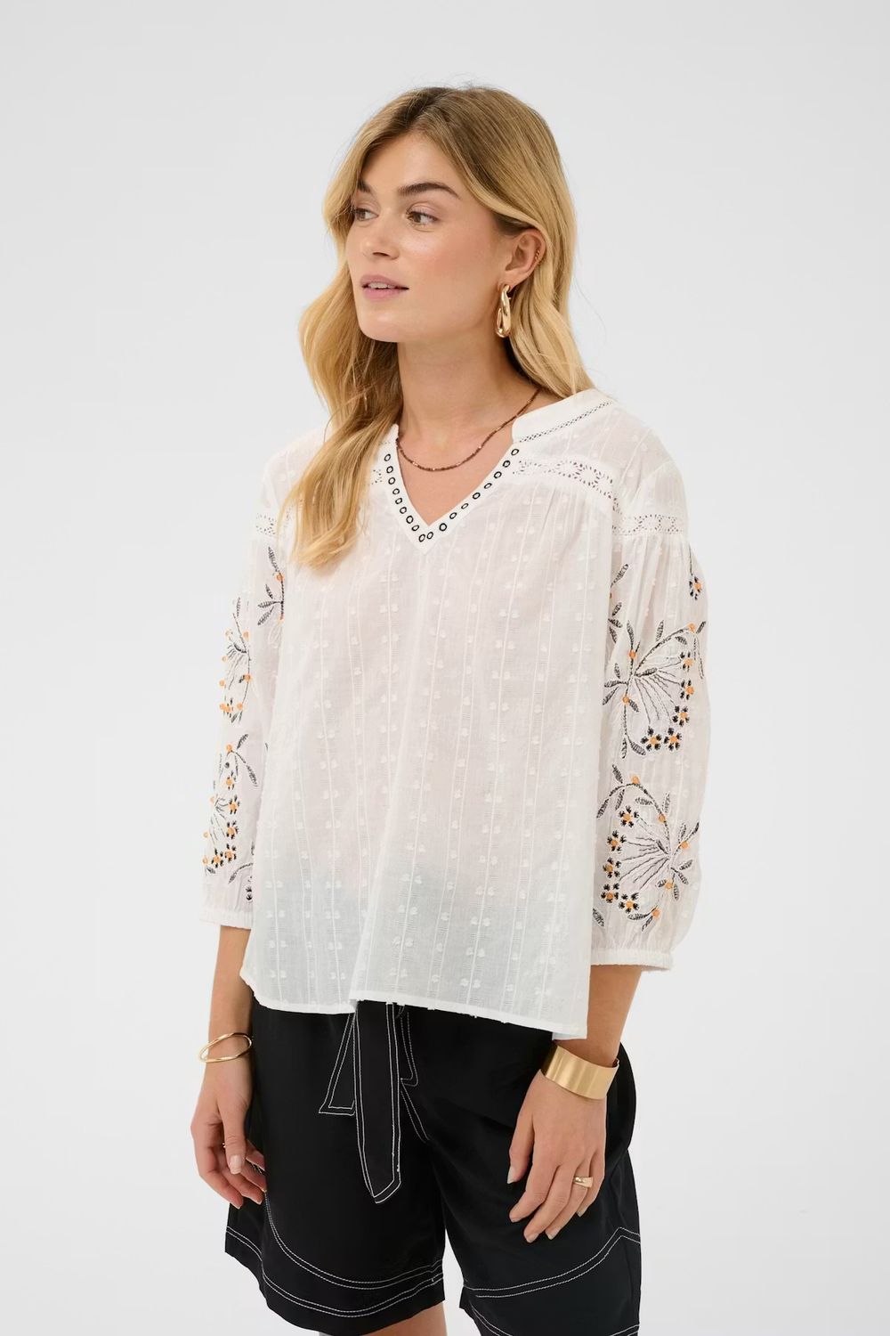 Sereni embroidered blouse off white