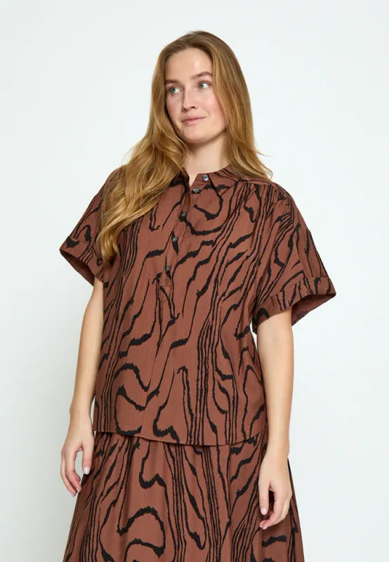Over-sized printed shirt brown