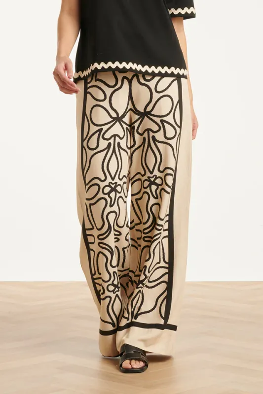 Wide Leg Trousers with Black Graphic Pattern  beige - Black