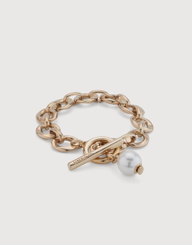 Large link gold chain bracelet with pearl