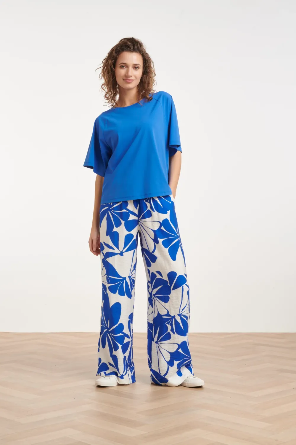 Abstract floral print Palazzo trousers cobalt blue and white