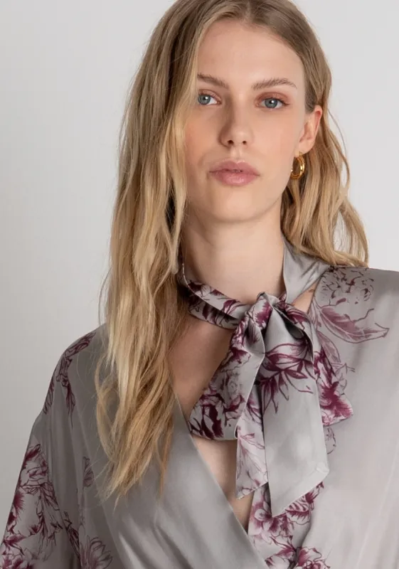 Pussy bow blouse light grey