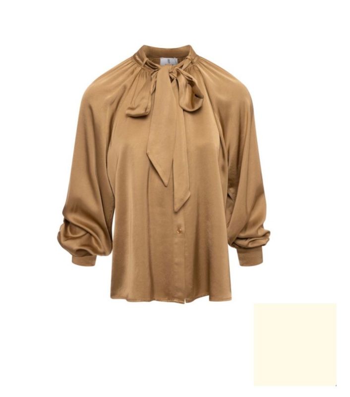 A-shape satin blouse cream