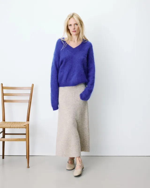 Adorable v-neck jumper cobalt blue