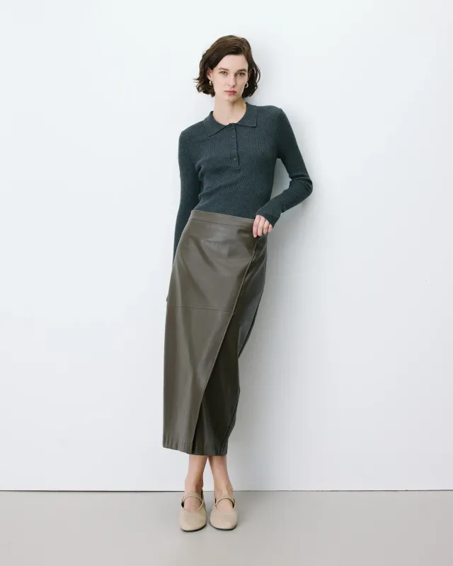 Aenor faux leather skirt khaki green