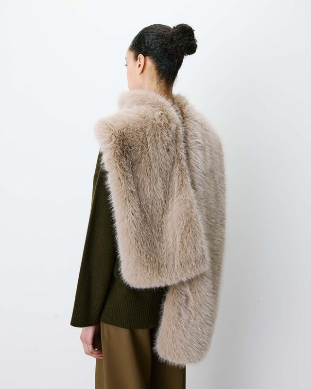 Amina faux fur scarf taupe