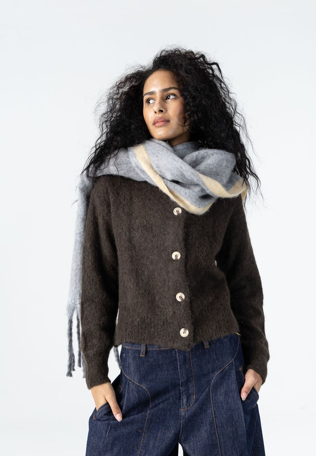 Maren scarf grey and yellow