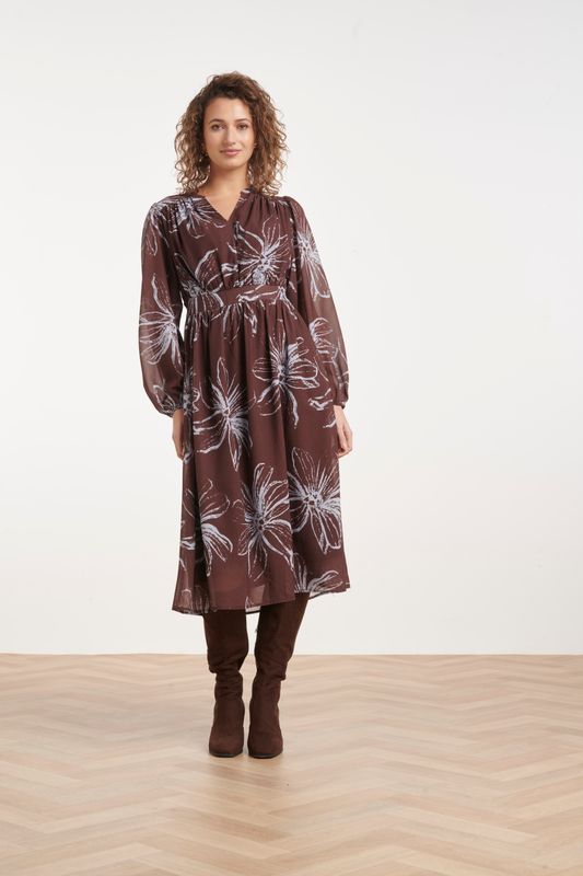 Maxi dress with floral print brown