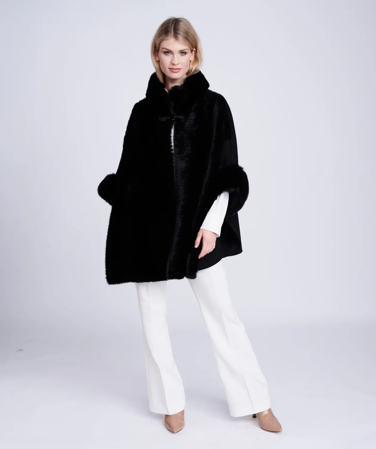 Ariana faux suede winter cape black