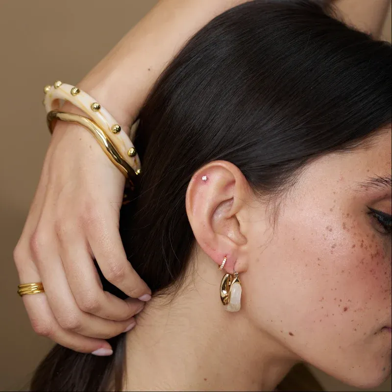 Marble resin gold studded bangle