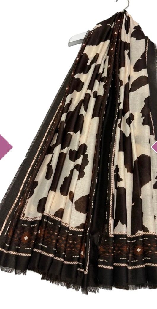 Cow print scarf brown