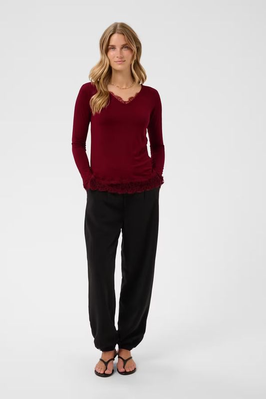 Alvaia long sleeve top cabernet red