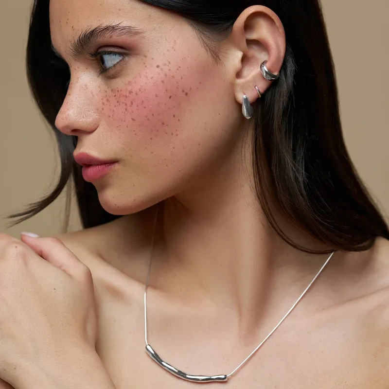 Molten bar adjustable necklace silver