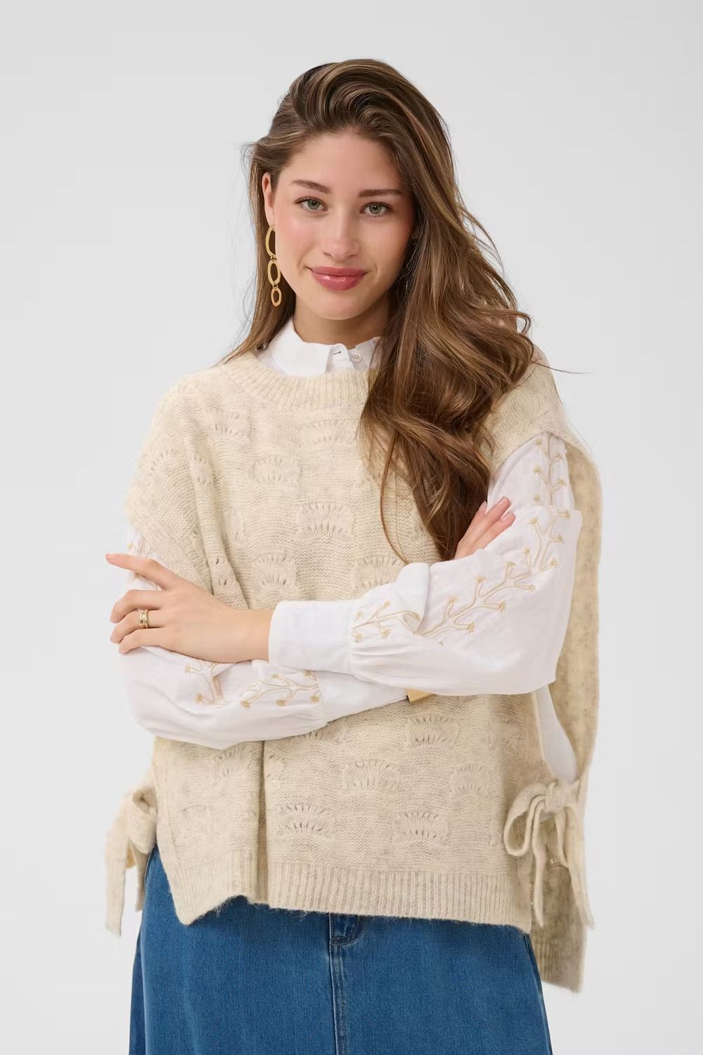Haggie knitted slipover cream