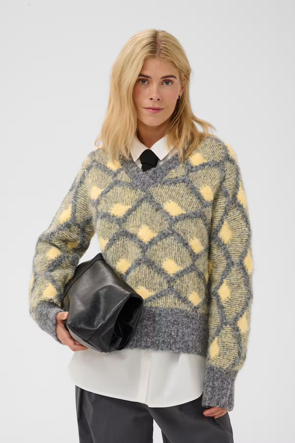 Gilan knitted v-neck jumper grey