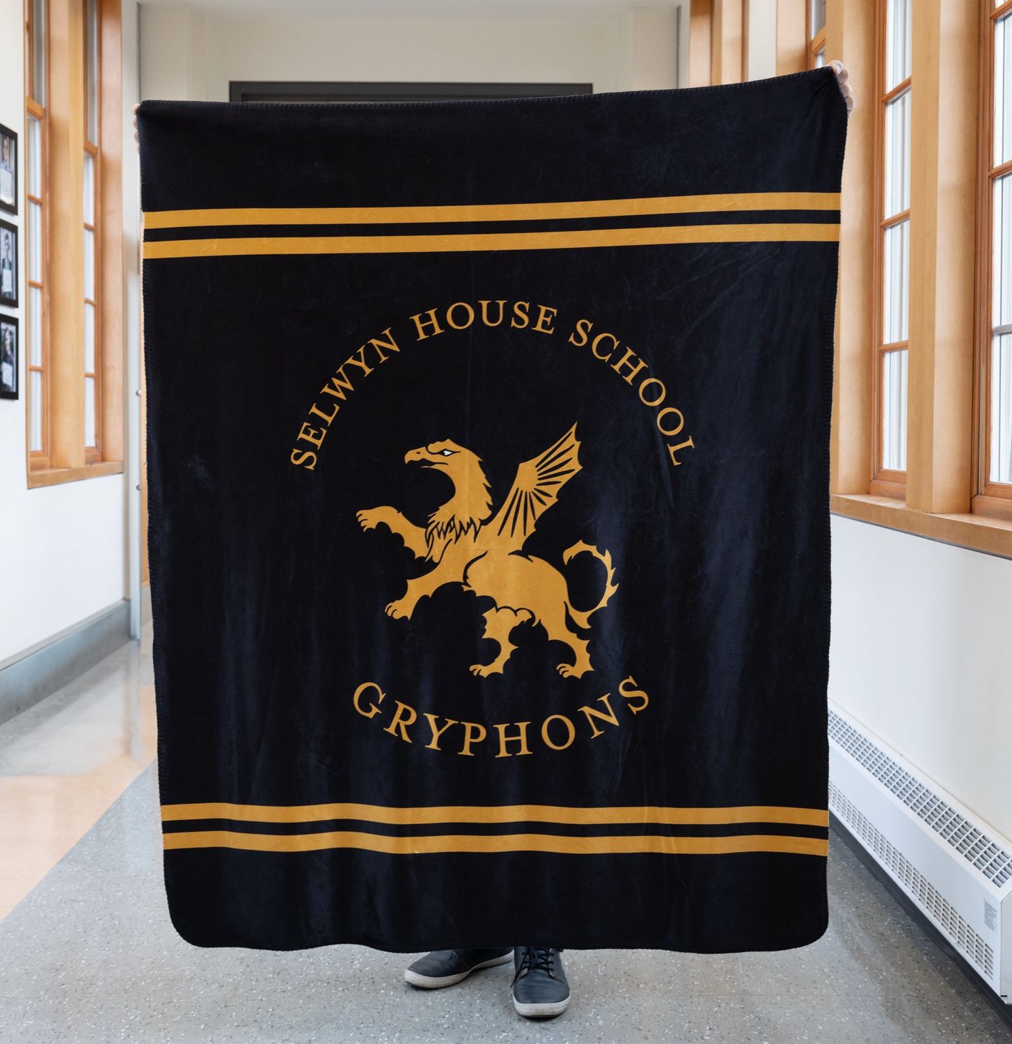 Gryphons Sherpa Faux Wool Lined Micro Mink Blanket
