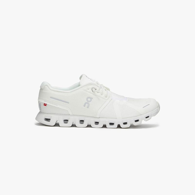ON Cloud 5 Sneakers - White  