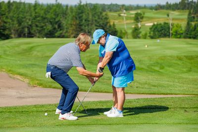 GOLF LESSONS &amp; CLINICS