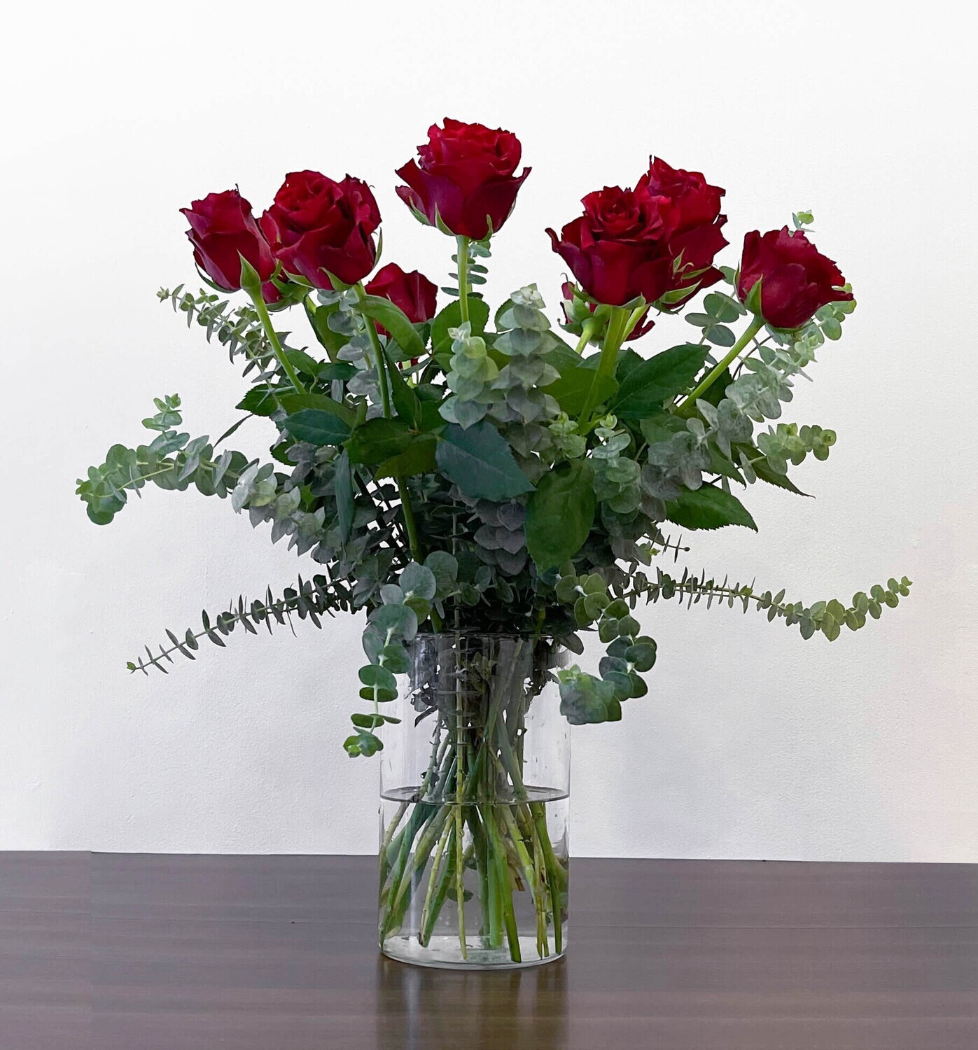 12 Roses in Vase