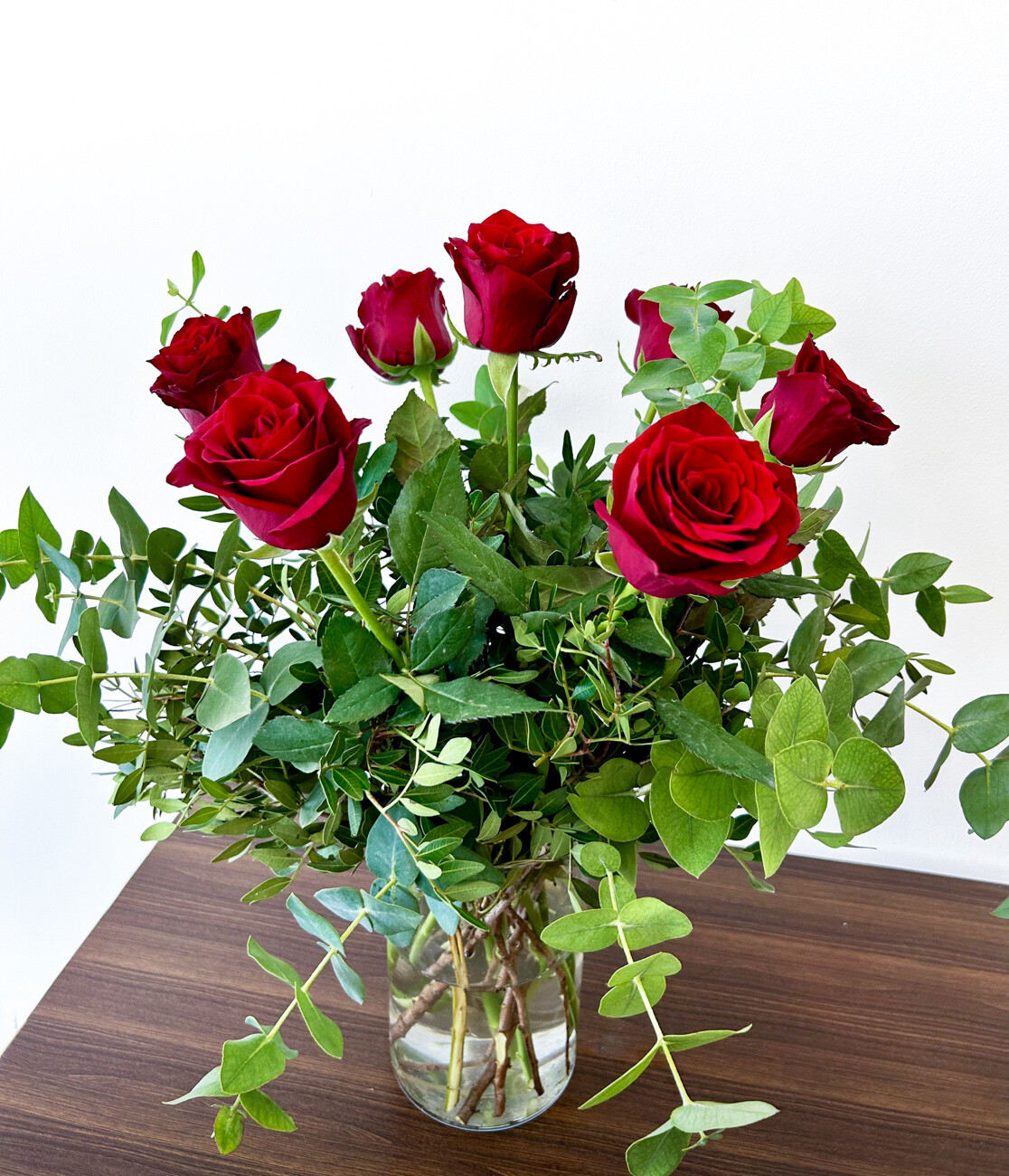 7 Roses in Vase