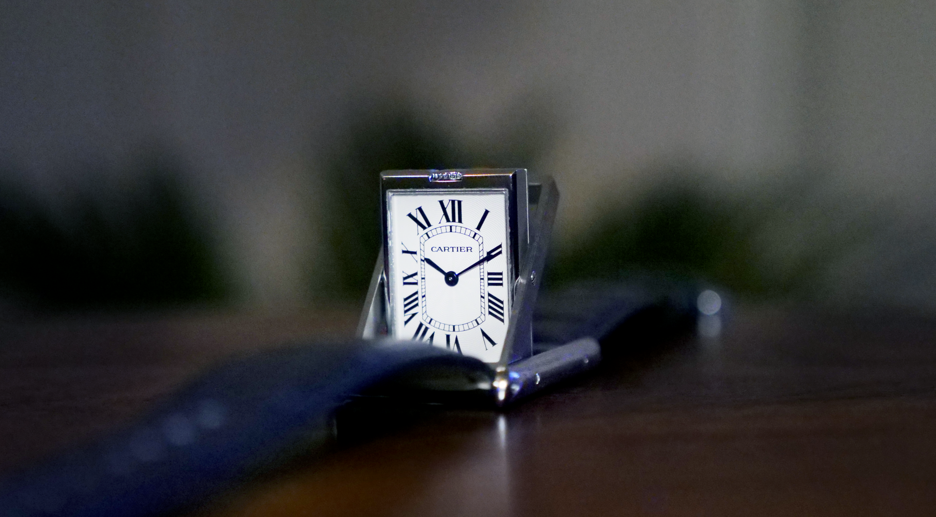 Cartier Tank « Dites Basculante »2390 2015