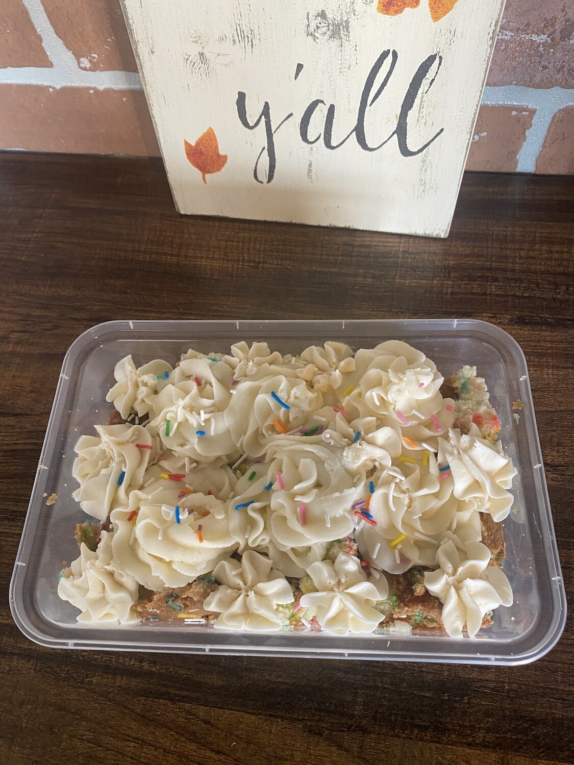 Deconstructed Confetti Cake with Vanilla Buttercream - Family Size