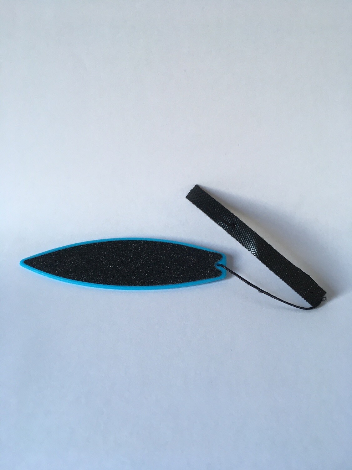 Vinger surfboard voor in de auto