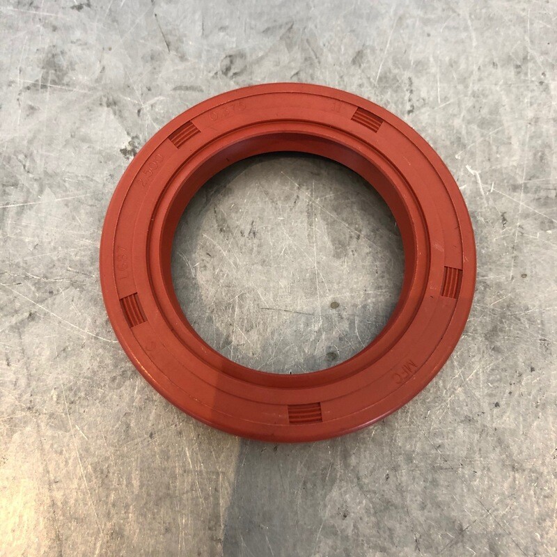 Oil seal 200 x 50 Knott hub / drum (2011 onwards)