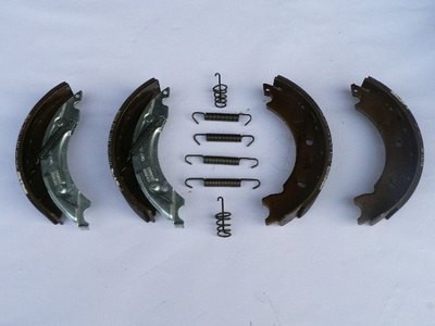 160 x 35 trailer brake shoes kit