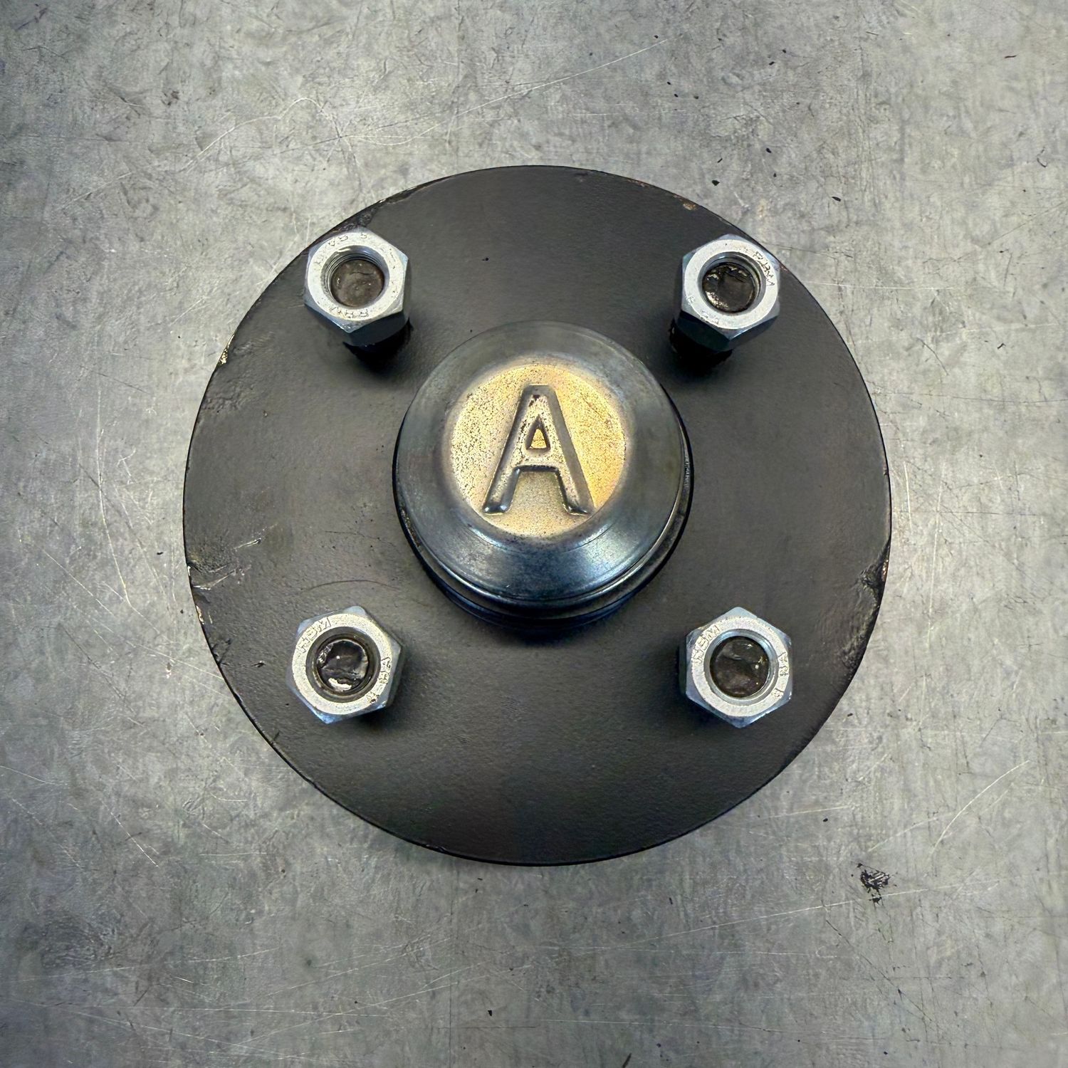 4 x 100mm PCD HUB with bearing