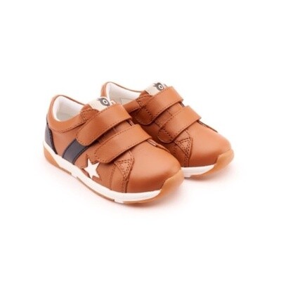 2101 Track Squad Shoe