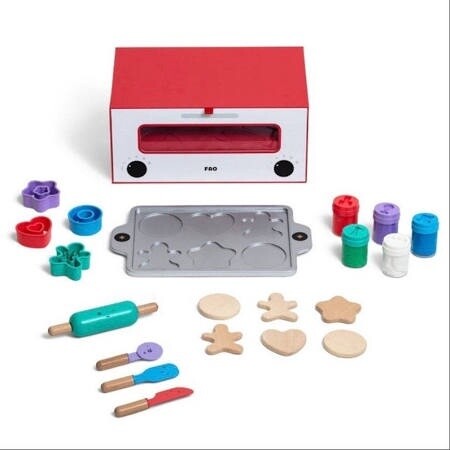FAO Schwartz Oven Set