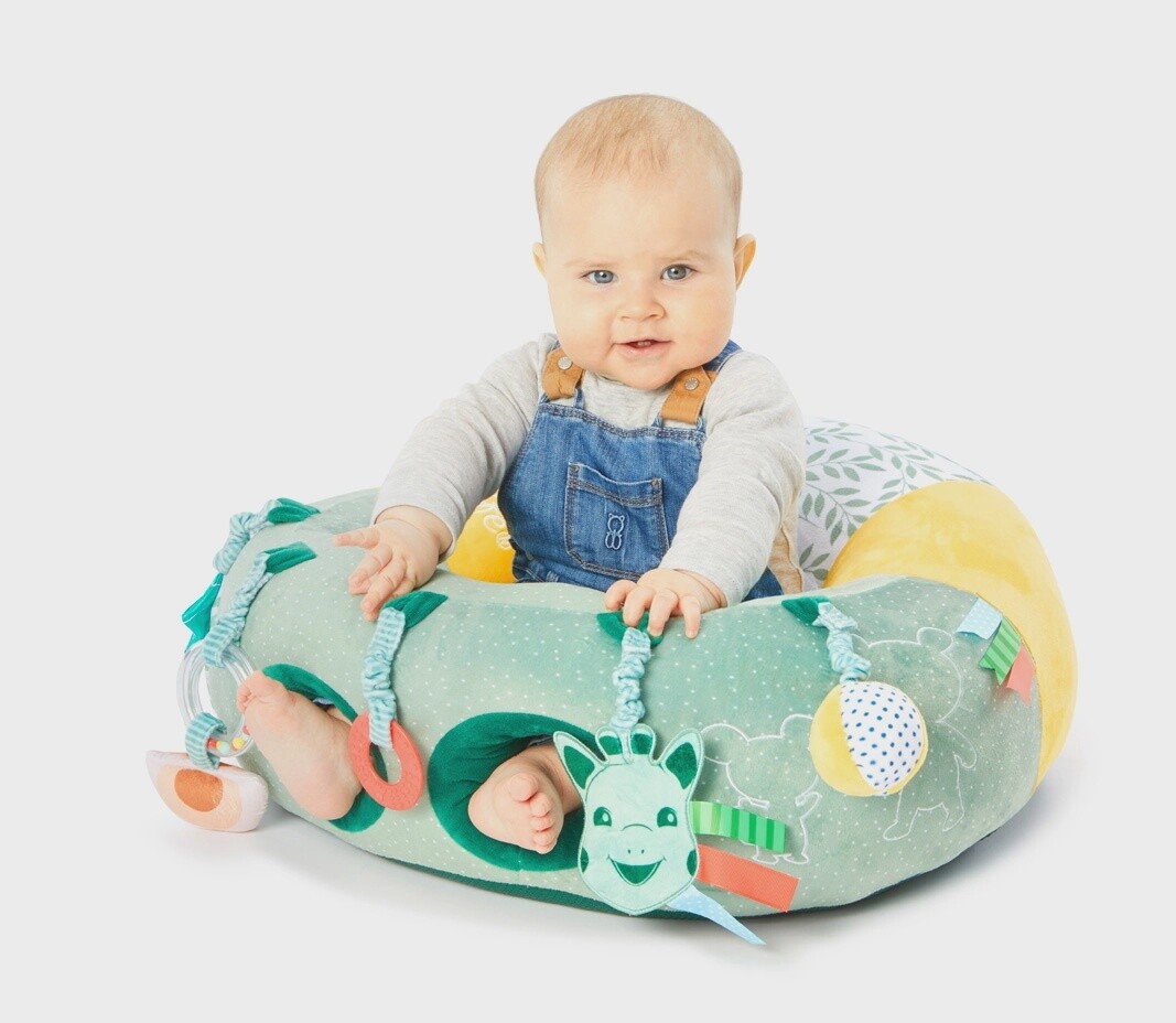 Baby Seat &amp; Play - Sophie La Girafe Once Upon A Time