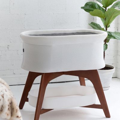 Evi Smart Bassinet