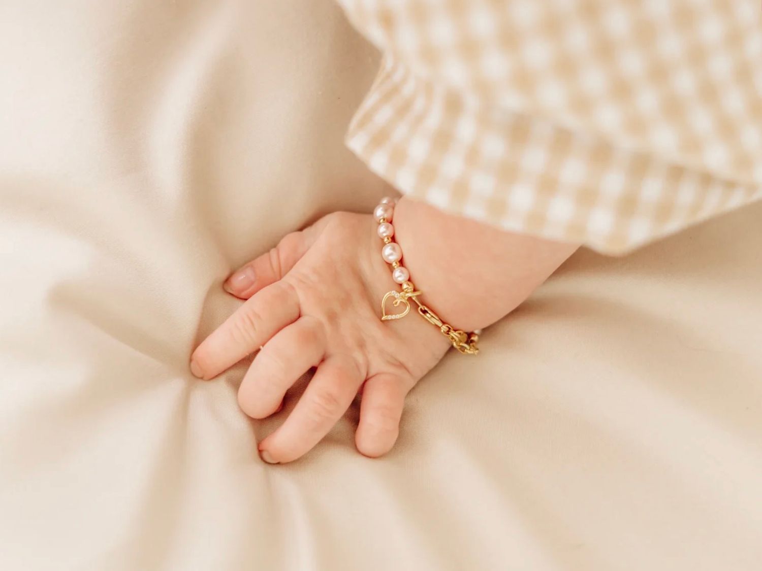 14K Gold-Plated Pink Pearl Baby Heart Bracelet Kids Jewelry