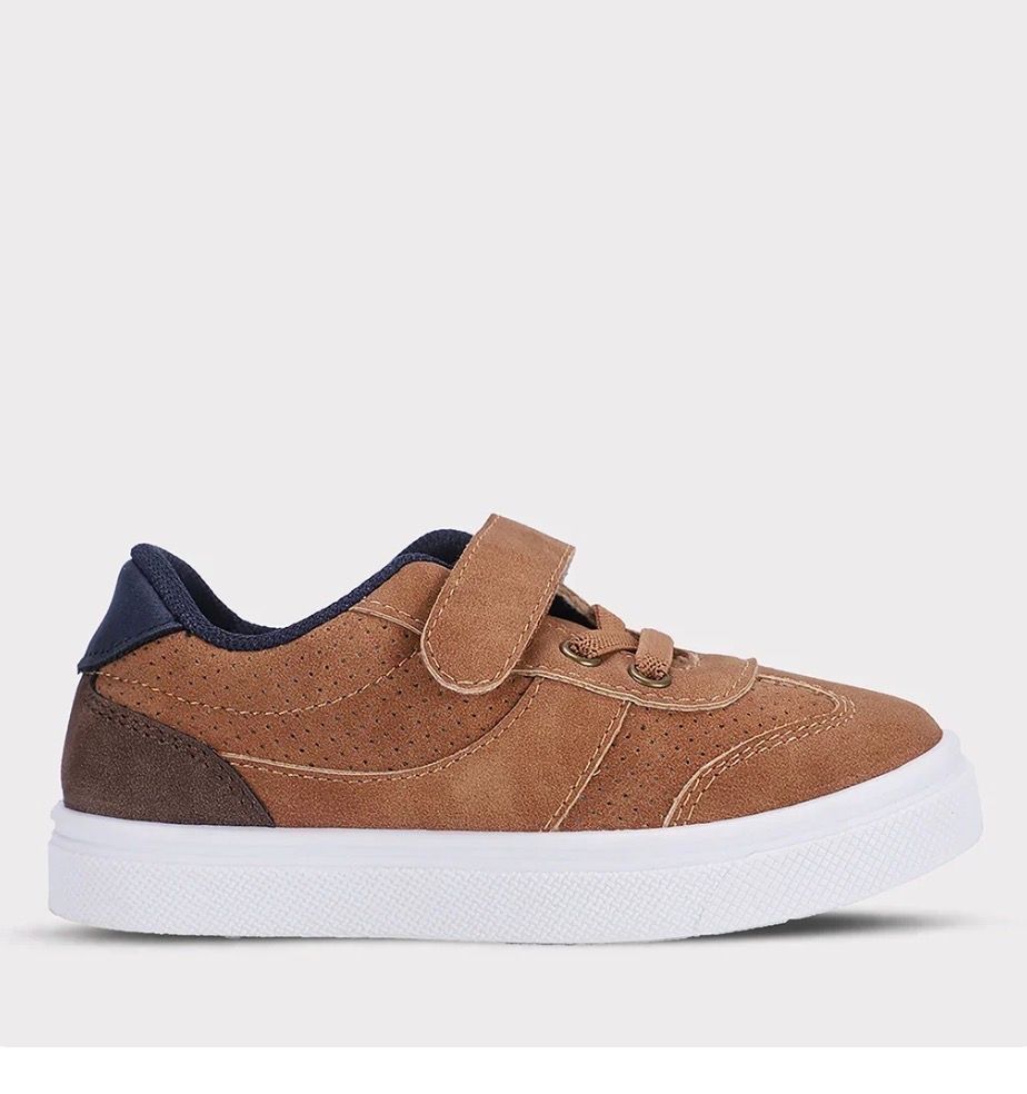 Kayden Comfy &amp; Sporty Sneaker