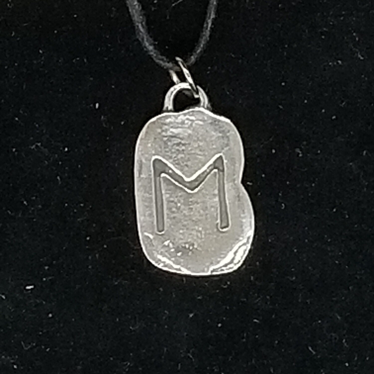 Eh Rune Necklace