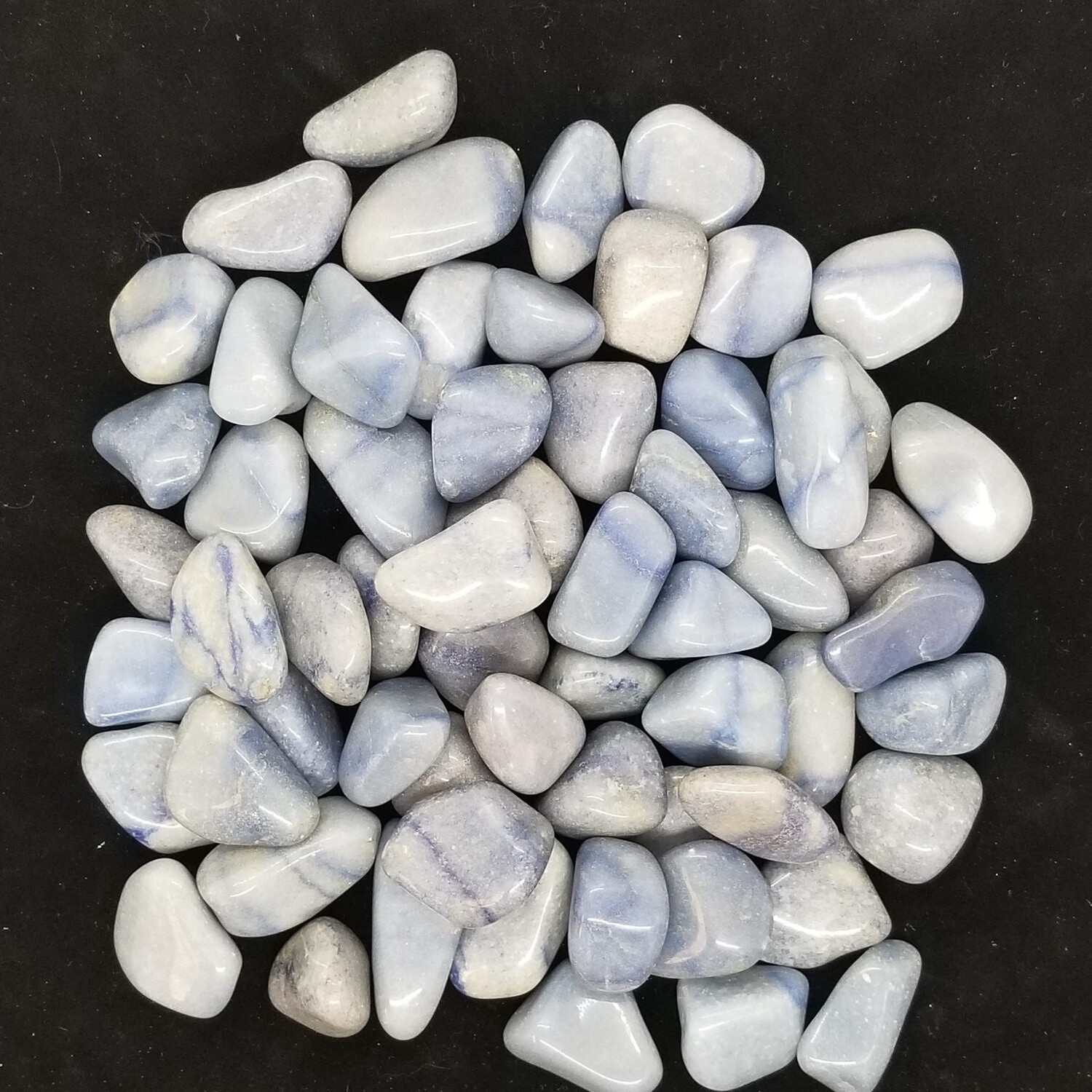 Blue Quartz, tumbled