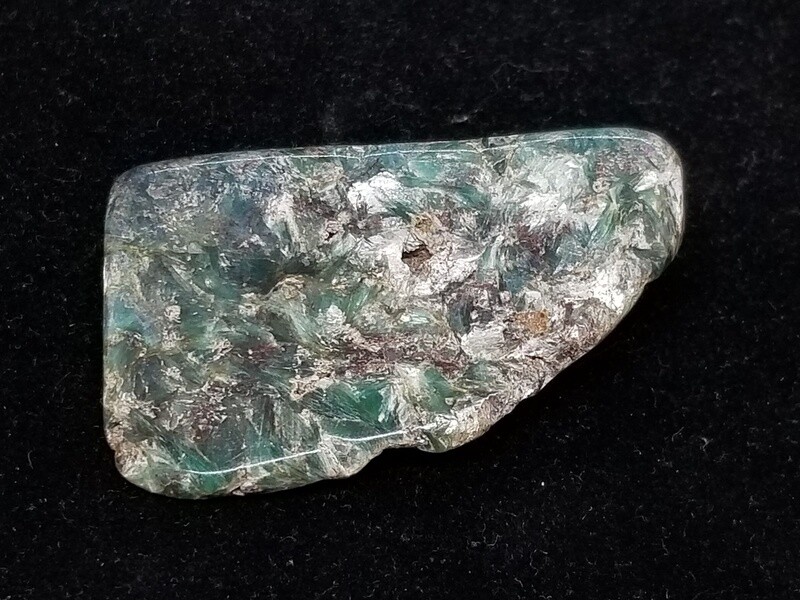 Green Kyanite Slab