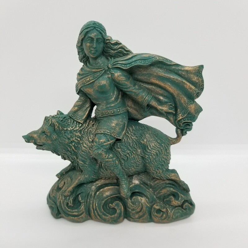 Freyja and Hildisvini Statue