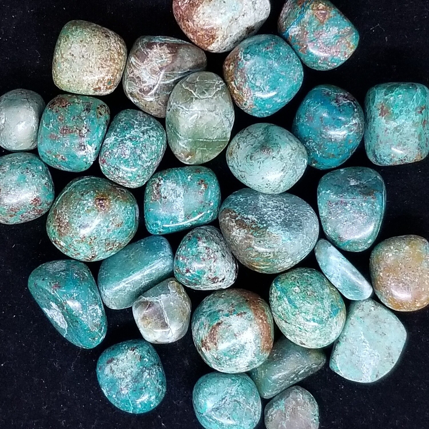 Chrysocolla, tumbled