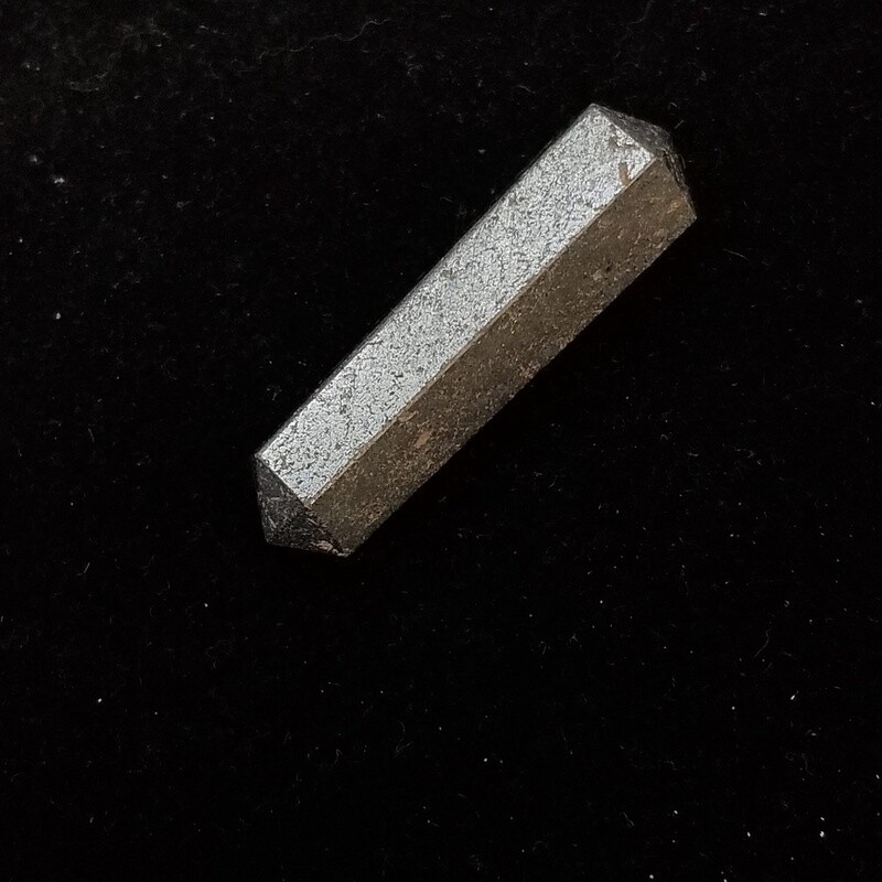 Double-terminated Hematite Points