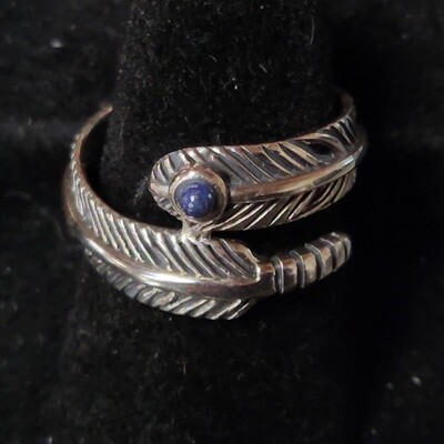 Spiraled Leaf Ring w/ Accent Cabochon