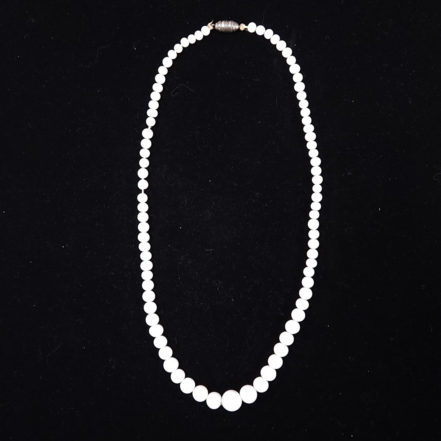 White Balls Necklace