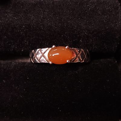 Crosshatched Carnelian Cabochon Ring
