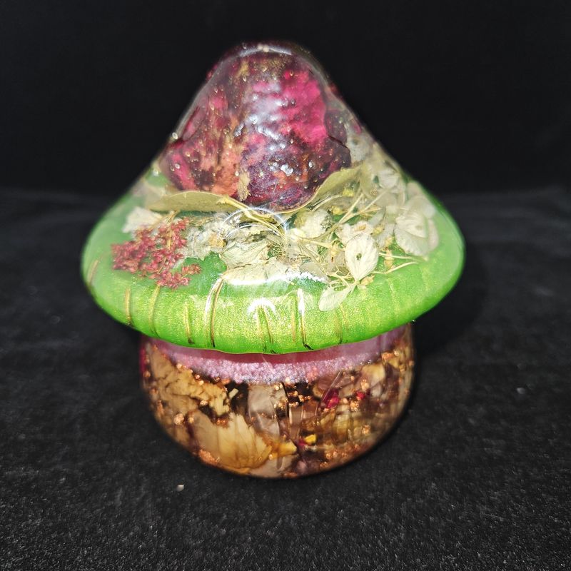 Enchanted Rose Mushroom Box