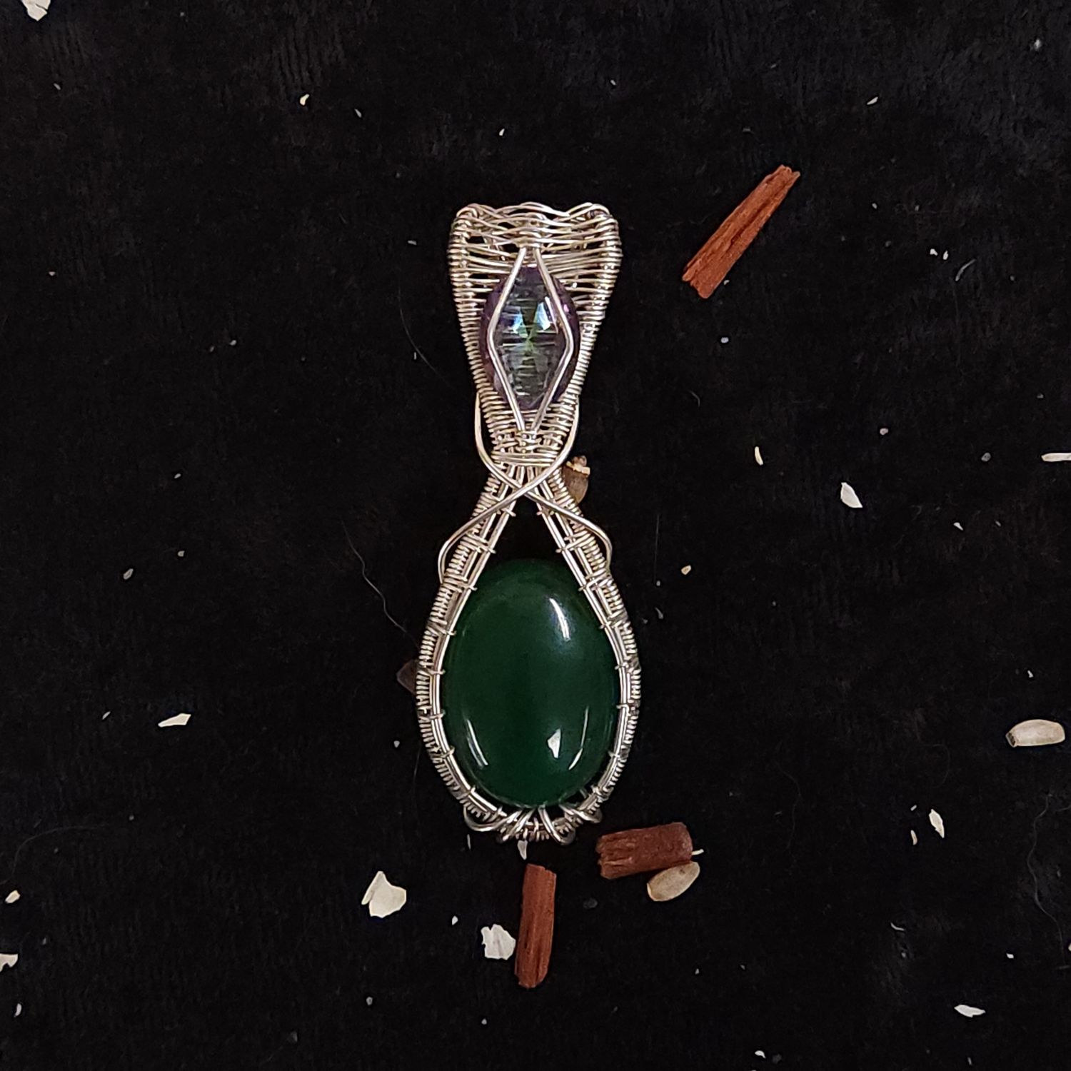 Heart of the Grove Jade Pendent