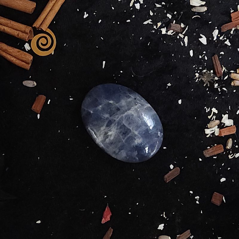 Iolite Palm Stone
