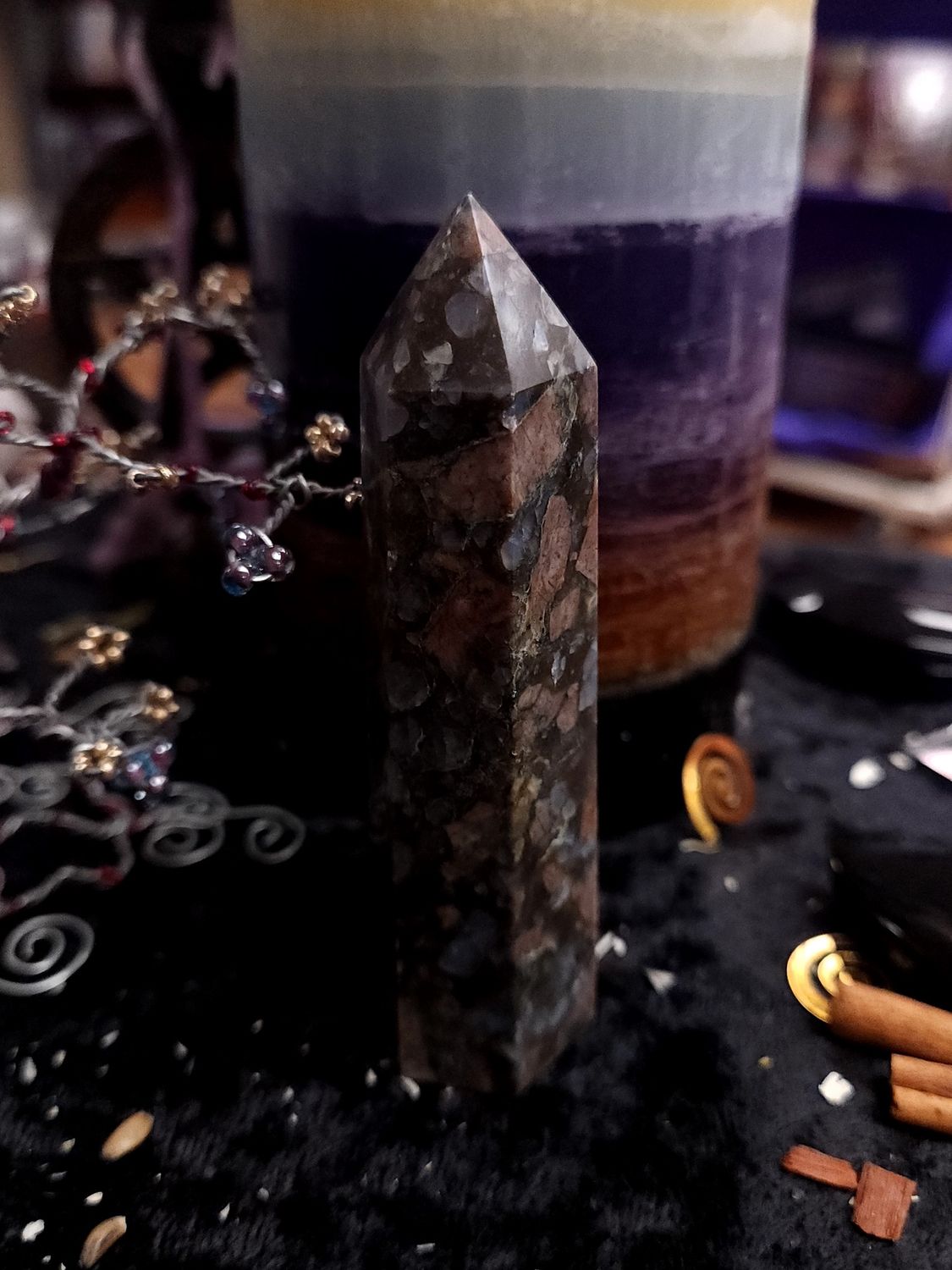 Que Sera Stone Tower 94mm Que Sera Stone Tower 94mm